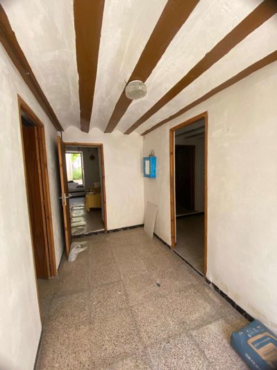 Image No.5-4 Bed Property for sale