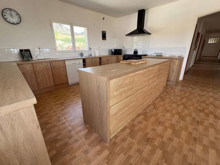 Image No.11-5 Bed Villa for sale