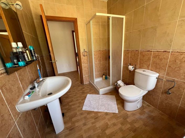 Image No.21-5 Bed Villa for sale