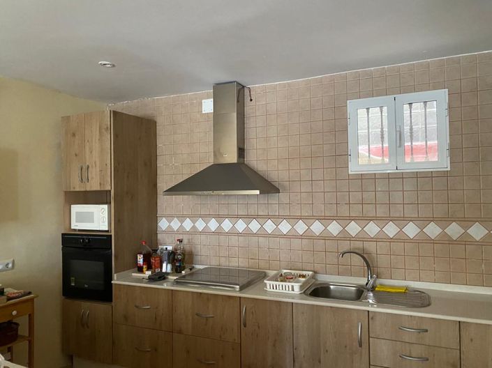 Image No.5-3 Bed Property for sale