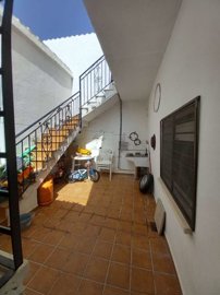 property235991524
