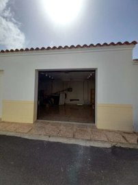 property235991318