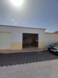 property235991929