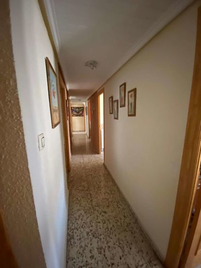 Image No.2-4 Bed Apartment for sale