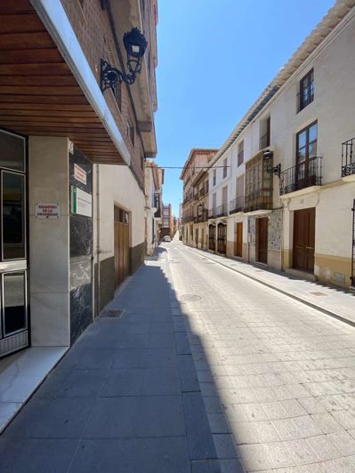 Image No.20-4 Bed Apartment for sale