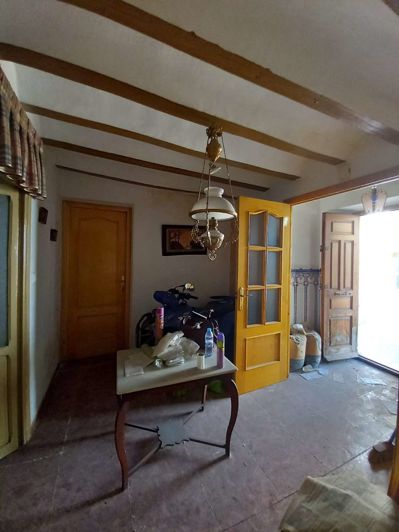 Image No.5-4 Bed Property for sale