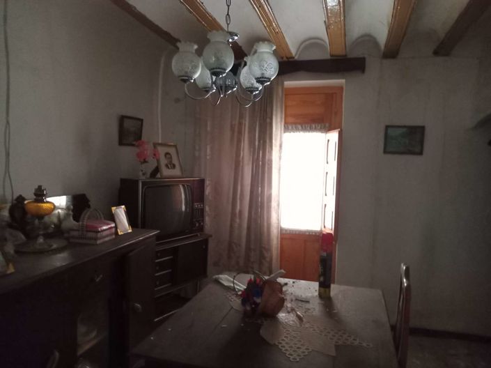 Image No.6-4 Bed Property for sale