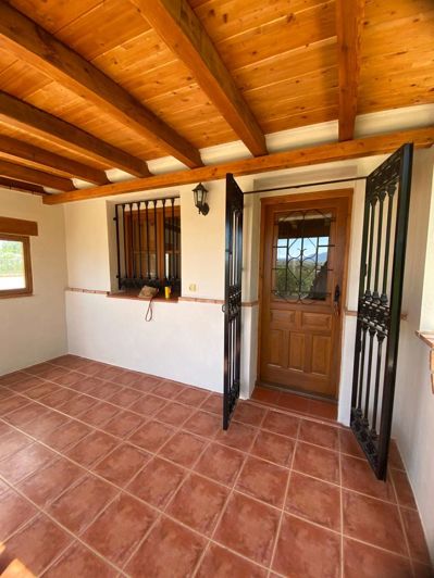 Image No.11-3 Bed Chalet for sale