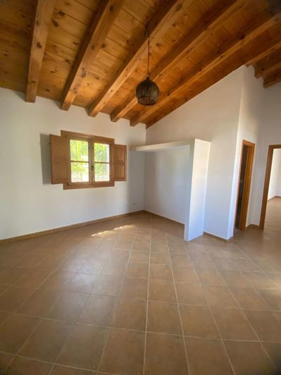 Image No.24-3 Bed Chalet for sale