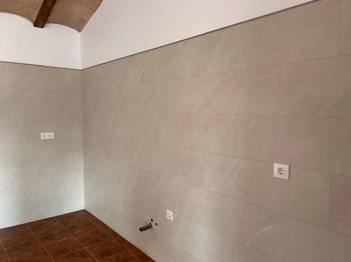 Image No.10-4 Bed Property for sale