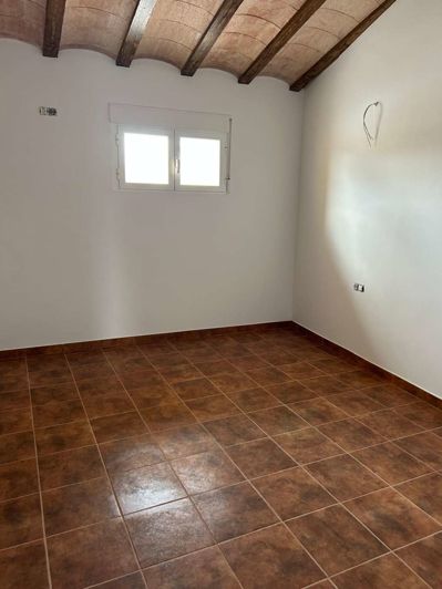 Image No.9-4 Bed Property for sale