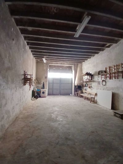 Image No.9-7 Bed Property for sale