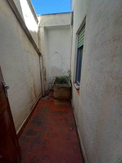 Image No.20-4 Bed Property for sale