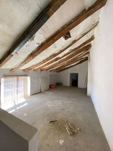 Image No.23-4 Bed Property for sale