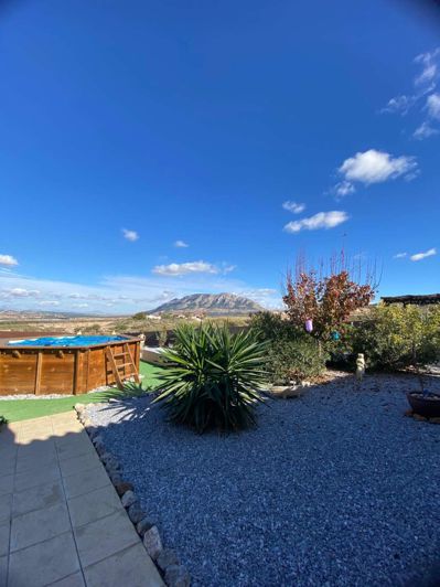 Image No.6-3 Bed Chalet for sale