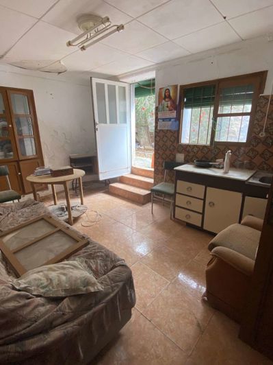 Image No.17-5 Bed Townhouse for sale