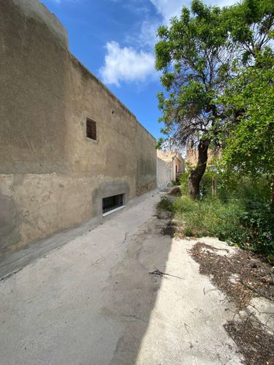 Image No.35-5 Bed Townhouse for sale