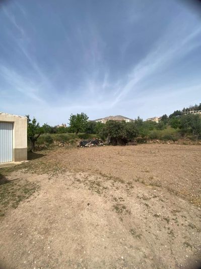 Image No.25-1 Bed Property for sale