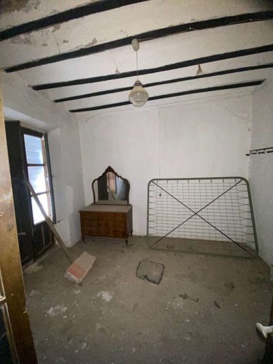 Image No.16-5 Bed Property for sale