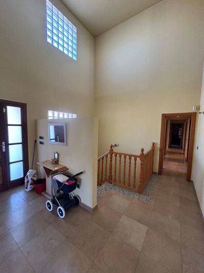 Image No.17-4 Bed Property for sale