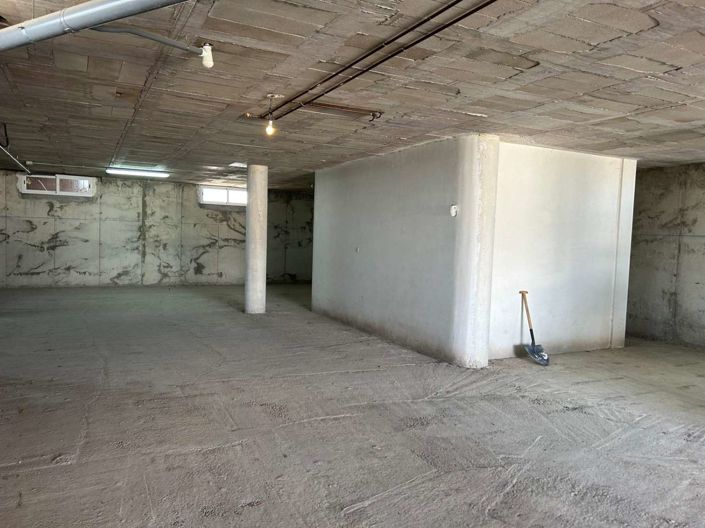 Image No.30-4 Bed Property for sale