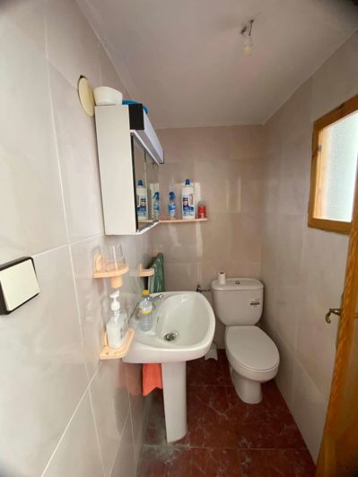 Image No.24-4 Bed Property for sale