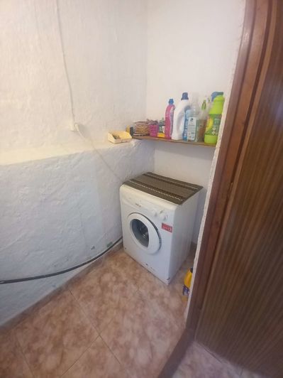 Image No.30-4 Bed Property for sale