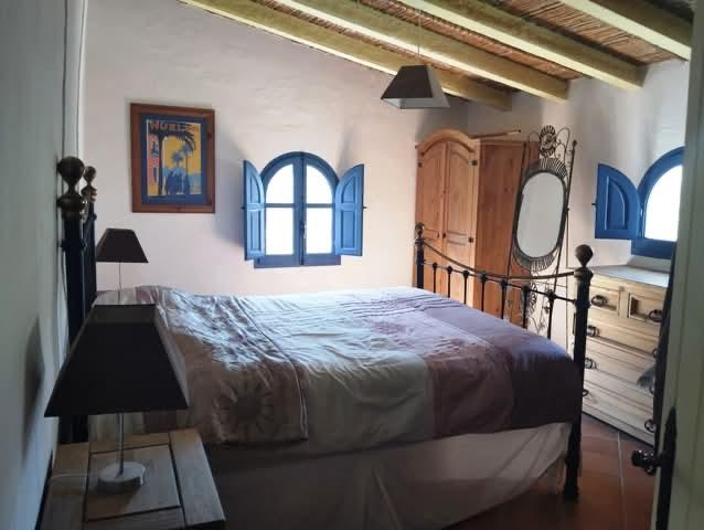 Image No.33-7 Bed Chalet for sale