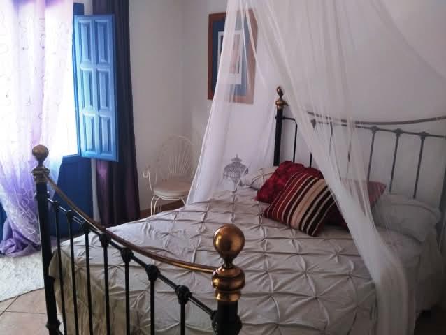 Image No.46-7 Bed Chalet for sale