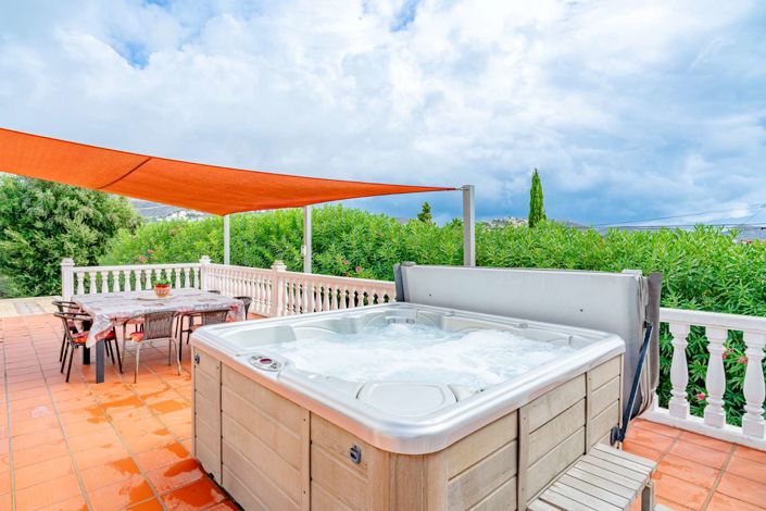 Image No.27-6 Bed Villa for sale