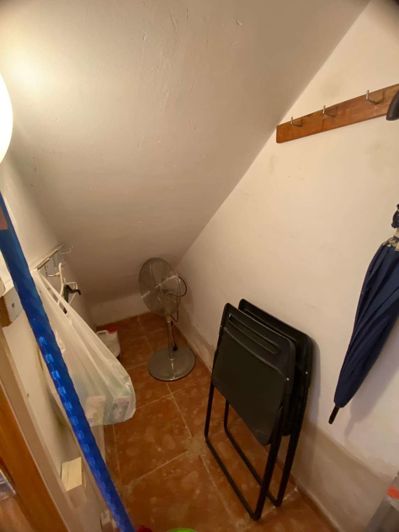 Image No.10-2 Bed Property for sale