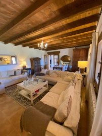 property261792131