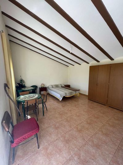 Image No.11-2 Bed Property for sale
