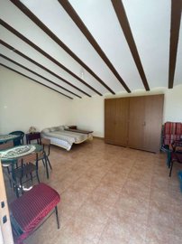 property261414645