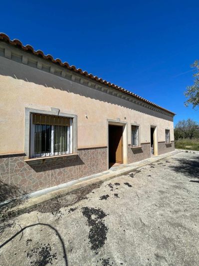 Image No.33-2 Bed Property for sale