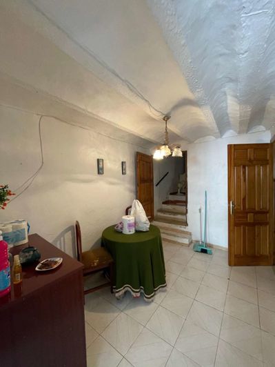 Image No.9-4 Bed Property for sale