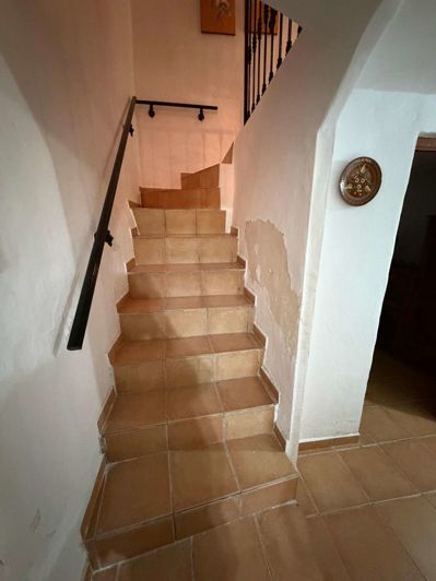 Image No.10-3 Bed Townhouse for sale