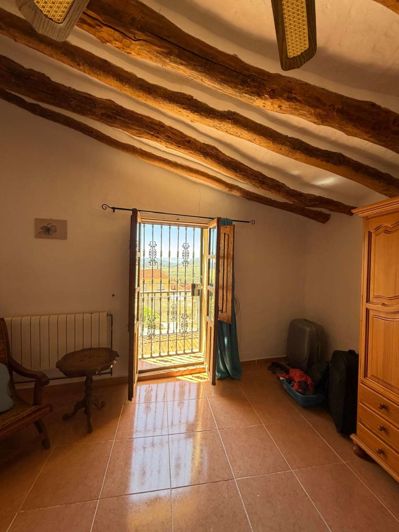 Image No.21-3 Bed Townhouse for sale