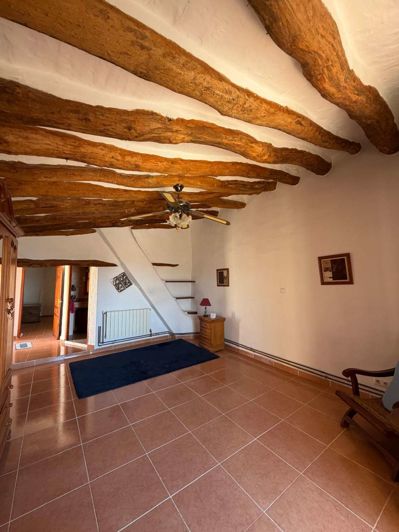 Image No.23-3 Bed Townhouse for sale