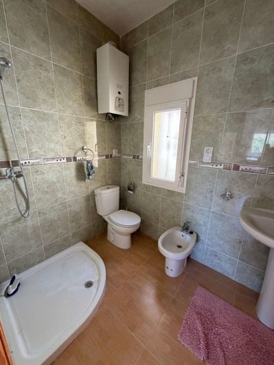 Image No.14-1 Bed Property for sale