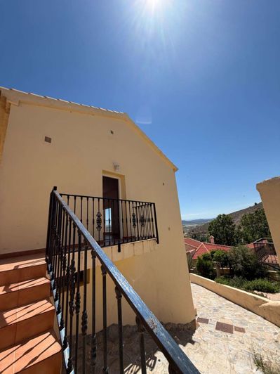 Image No.5-1 Bed Property for sale