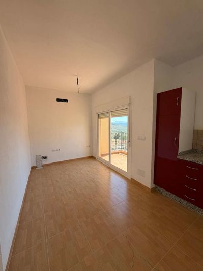 Image No.8-1 Bed Property for sale