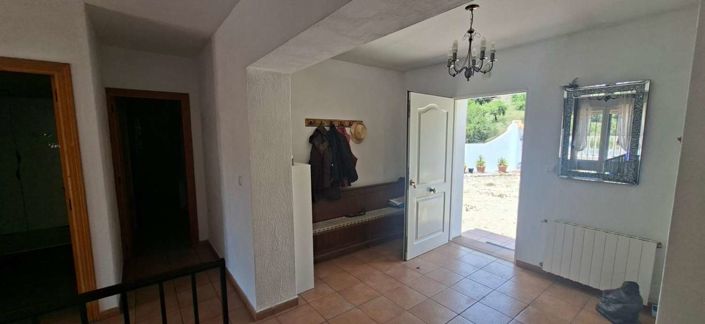 Image No.4-4 Bed Chalet for sale