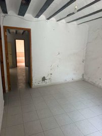 property267021590