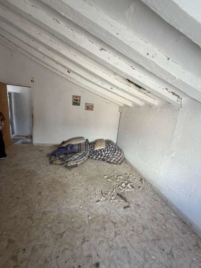 Image No.17-3 Bed Property for sale