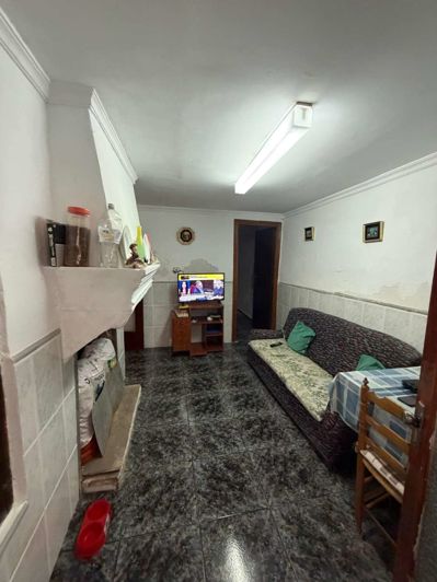 Image No.16-5 Bed Property for sale