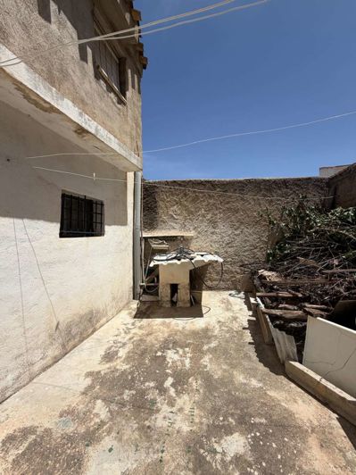 Image No.2-5 Bed Property for sale