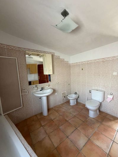 Image No.32-7 Bed Villa for sale