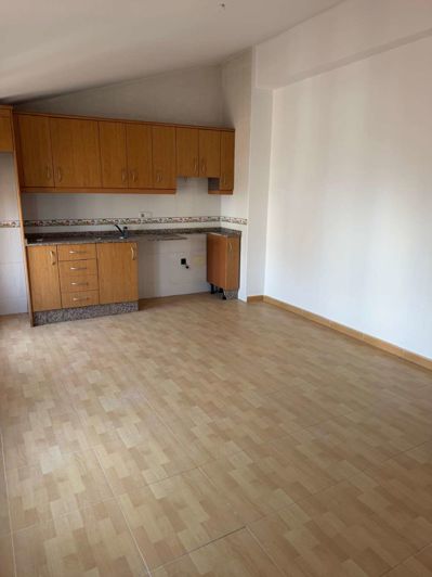 Image No.11-4 Bed Property for sale