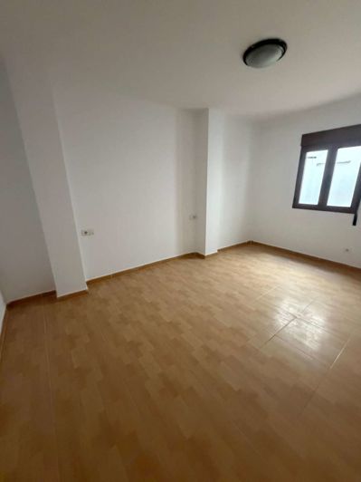 Image No.18-4 Bed Property for sale